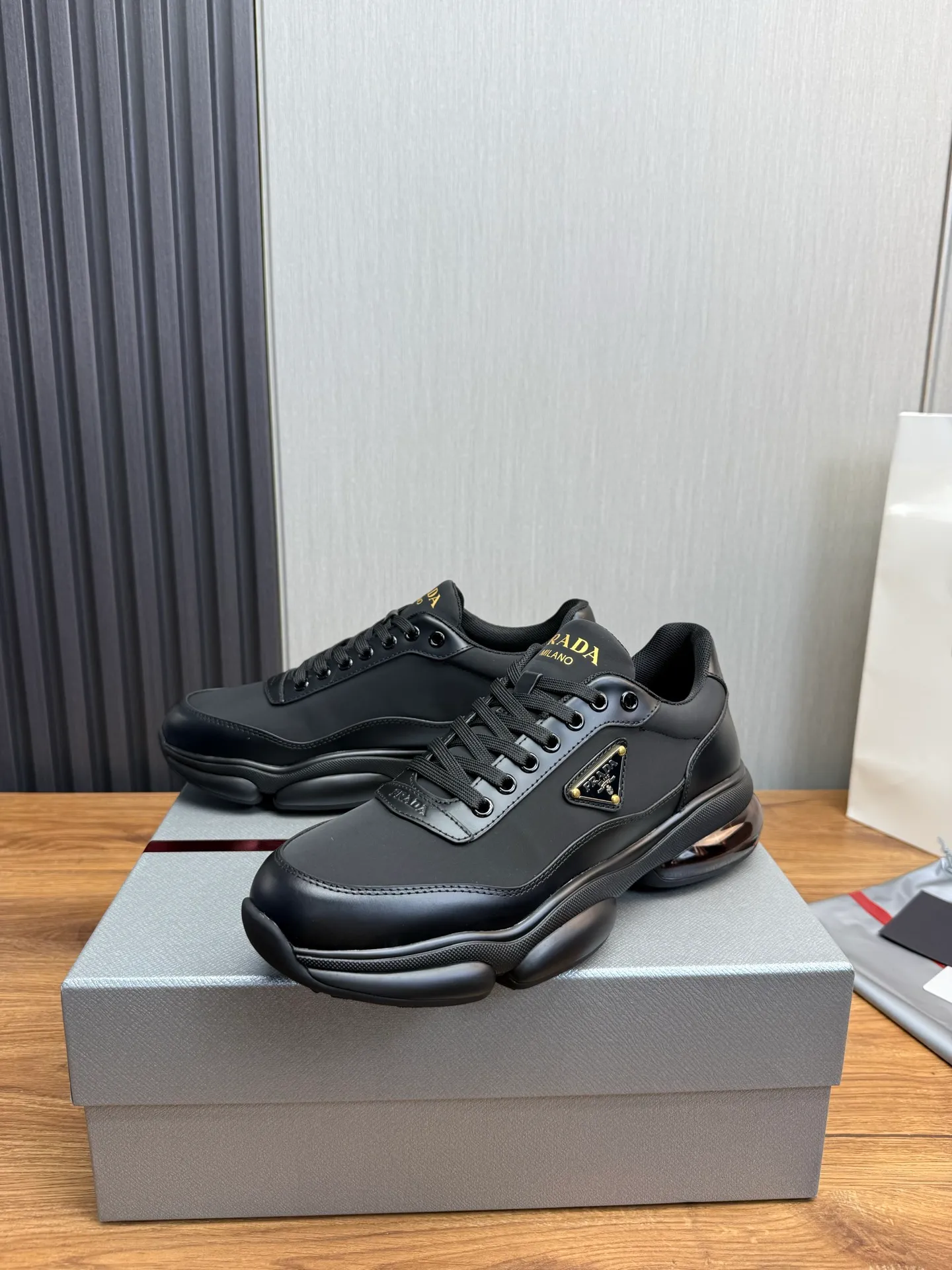 Men's shoes 💰660💰 [PRADA] Men's shoes are popular in the counter, official website is synchronized, 1 high-quality shipment ✔️Original cowhide upper + cowhide lining, 1🆚1 replica, original sole, 38-45 (45 customized, non-refundable)